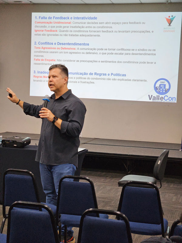Fernando Italiani em treinamento comercial